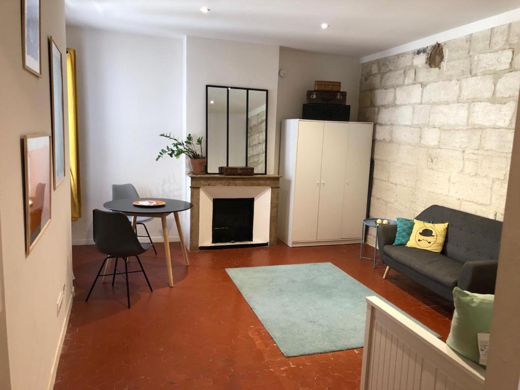 La Maison Des Nomades Netflix Disney Prime Video Apartment Avignon Ngoại thất bức ảnh
